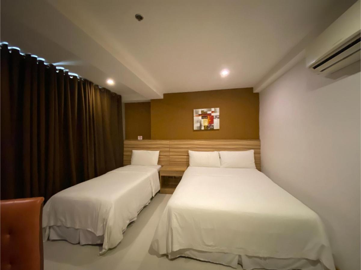 Capital O 820 Guijo Suites Makati Manilla Buitenkant foto